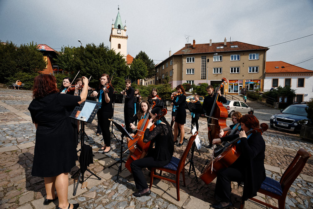 Hudebni happening ZU Tinov 2015