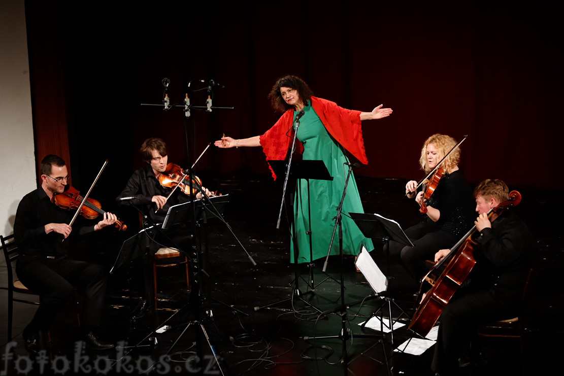 Iva Bittov & Mucha Quartet - r nad Szavou - Concentus Moraviae 2016