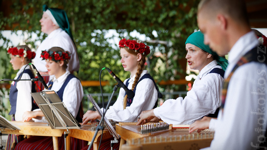 ermensk slavnosti - mezinrodn folklorn festival 2016