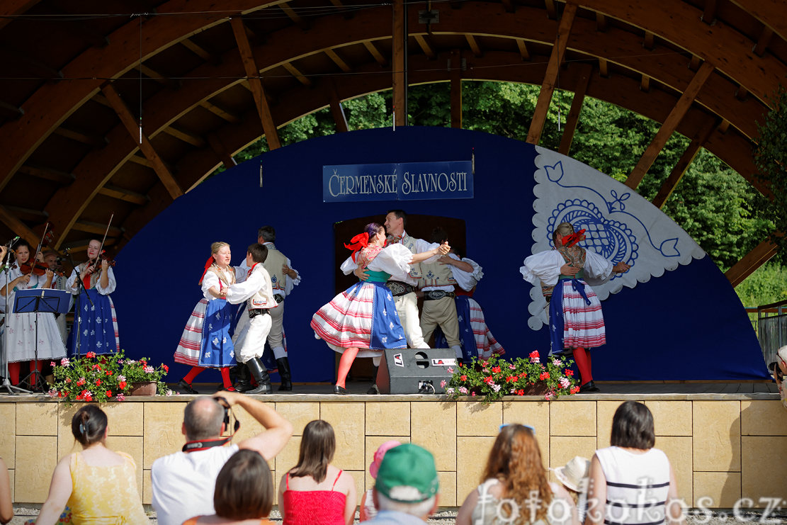 ermensk slavnosti - mezinrodn folklorn festival 2016