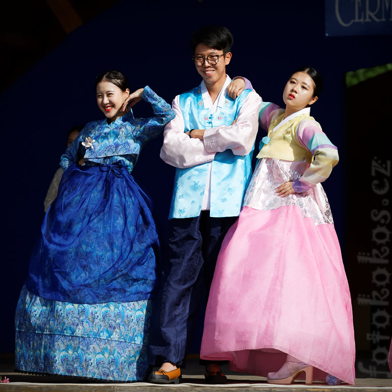 ermensk slavnosti - mezinrodn folklorn festival 2016