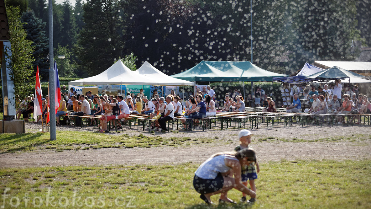 ermensk slavnosti - mezinrodn folklorn festival 2016