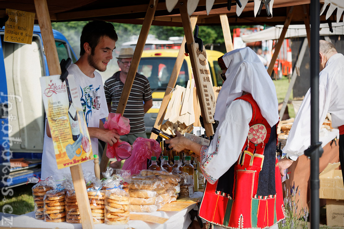 ermensk slavnosti - mezinrodn folklorn festival 2016