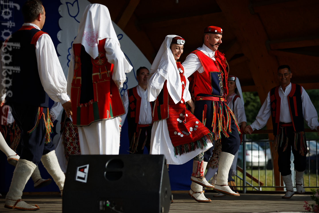 ermensk slavnosti - mezinrodn folklorn festival 2016