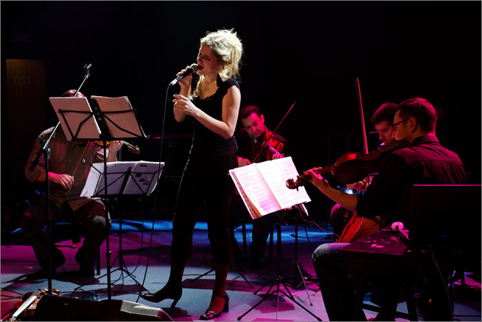 Epoque Quartet & Gabriela Vermelho