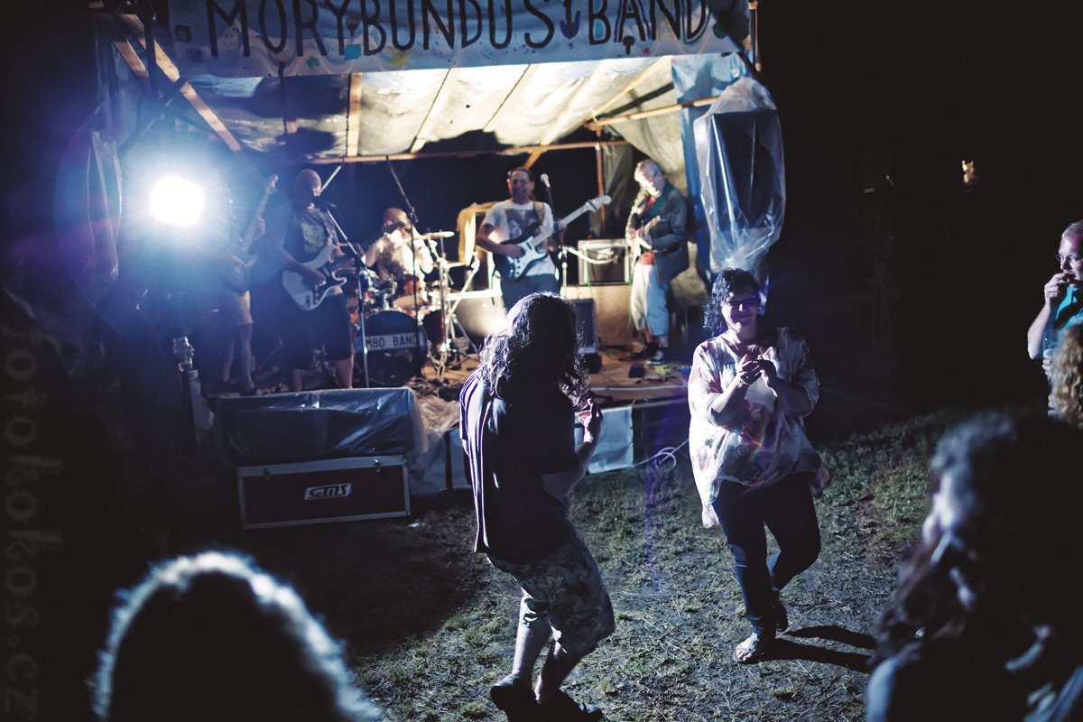 Morybundus band