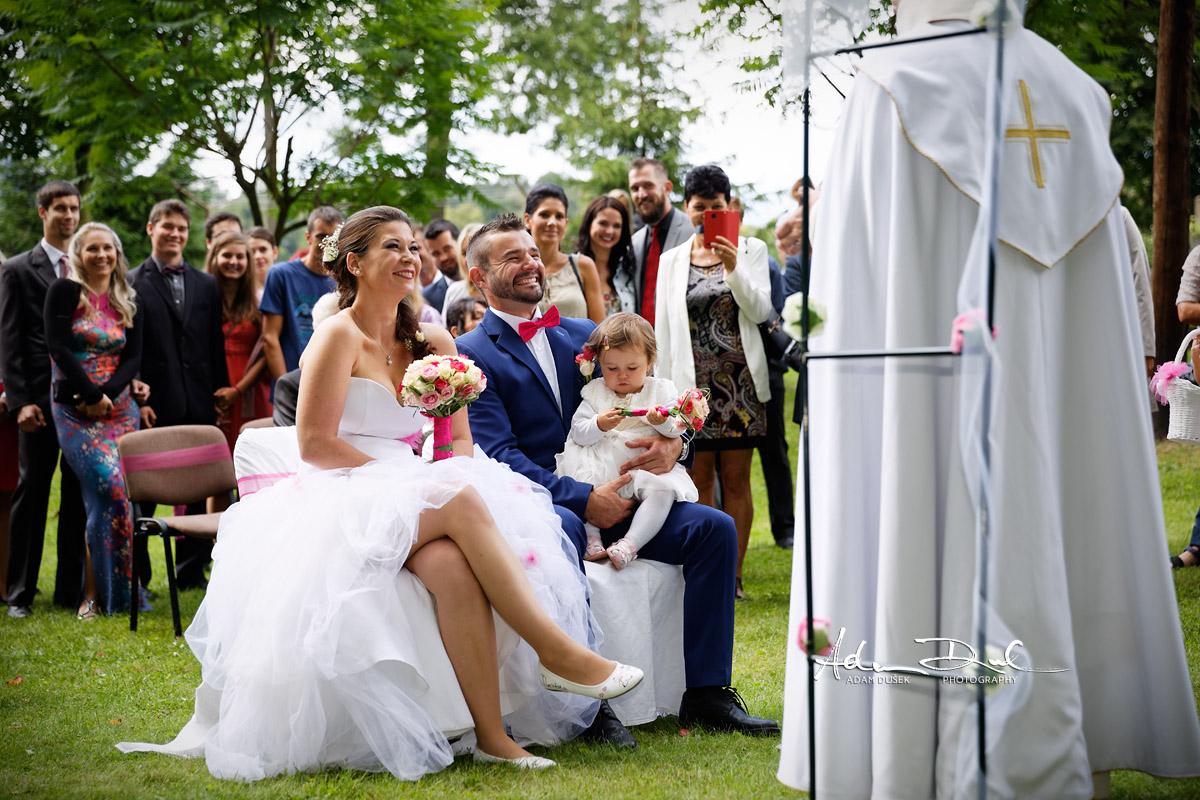 enich a nevsta poslouchaj oddvajcho pastora