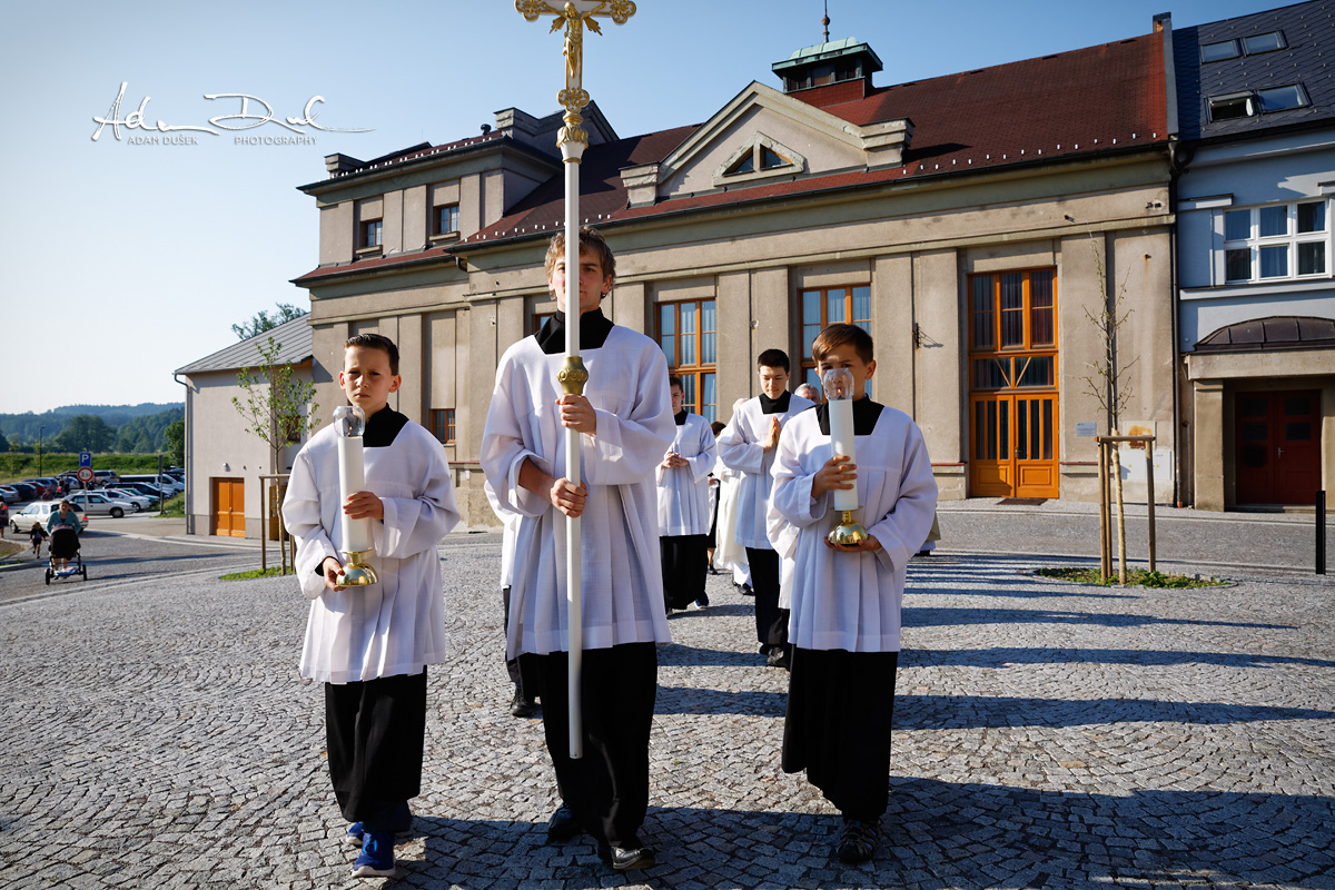 Nastoupen ministranti ped obadem